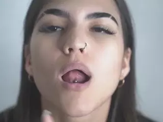 KeeleyBerkshire's Live Sex Cam Show