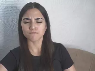 KeeleyBerkshire's Live Sex Cam Show