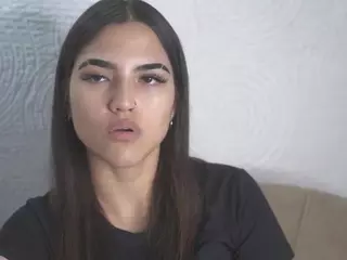 KeeleyBerkshire's Live Sex Cam Show
