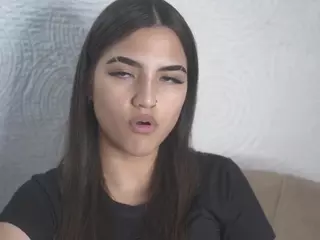 KeeleyBerkshire's Live Sex Cam Show