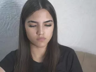 KeeleyBerkshire's Live Sex Cam Show