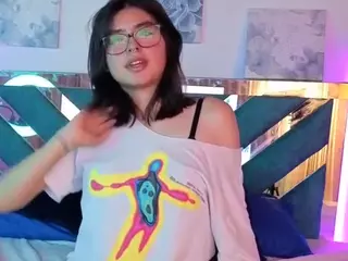moonsolenne's Live Sex Cam Show