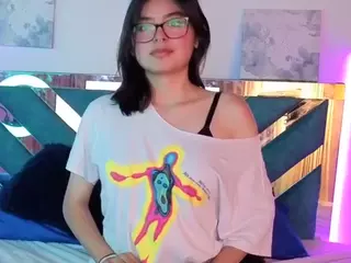 moonsolenne's Live Sex Cam Show