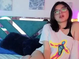 moonsolenne's Live Sex Cam Show