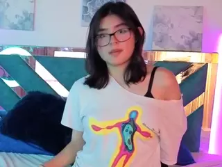 moonsolenne's Live Sex Cam Show
