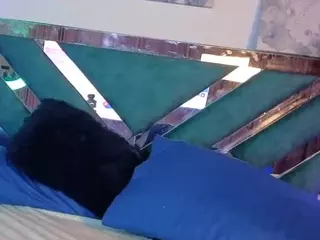moonsolenne's Live Sex Cam Show