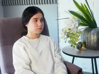 KarolineZombo's Live Sex Cam Show