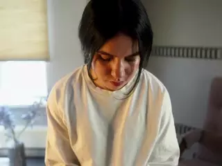 KarolineZombo's Live Sex Cam Show