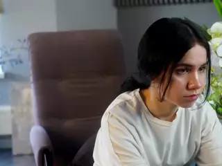 KarolineZombo's Live Sex Cam Show