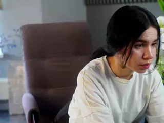 KarolineZombo's Live Sex Cam Show
