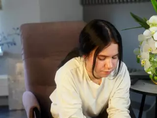 KarolineZombo's Live Sex Cam Show