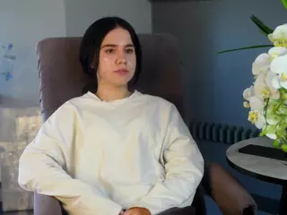 KarolineZombo's Live Sex Cam Show