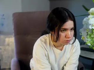 KarolineZombo's Live Sex Cam Show