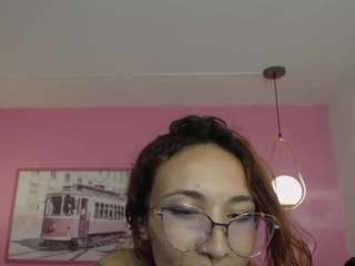 Samantha-saenz-t