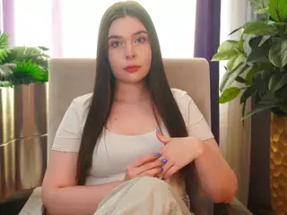ToniDubill's Live Sex Cam Show
