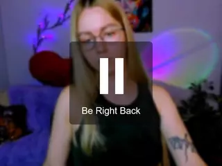 vivian-min's Live Sex Cam Show