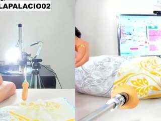 Alexa_clark02