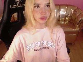 Alina-lee-t