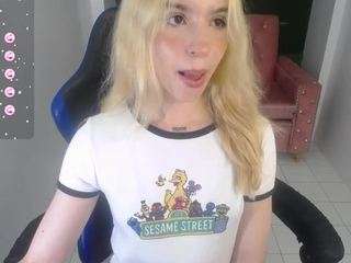 Alina-lee-t