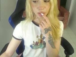 Alina-lee-t