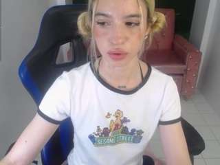 Alina-lee-t