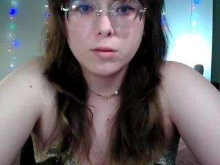 biddiegf's Live Sex Cam Show