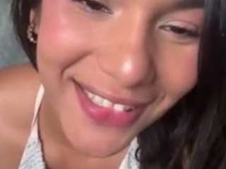 kharelys's Live Sex Cam Show