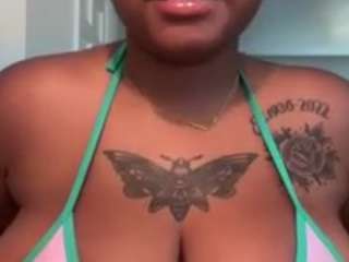 Nickinightly's Live Sex Cam Show