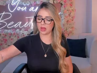 ChloePreston's Live Sex Cam Show