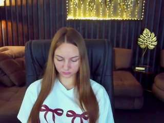 Live cam show with MilaaAddam