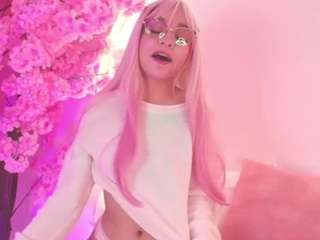 Live cam show with clara-luuu