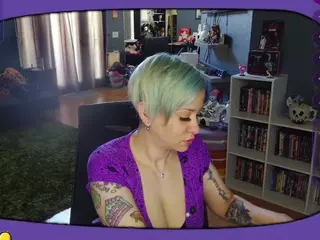 Live cam show with GoddessReilly - Mature on WildCum