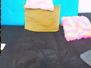 HoneeyBunny's Live Sex Cam Show
