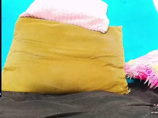 HoneeyBunny's Live Sex Cam Show