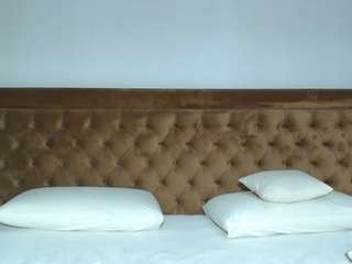 aylinhoney08's Live Sex Cam Show