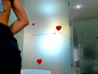 Live cam show with Rafaelle