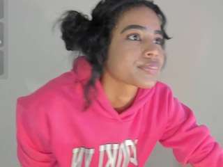Live cam show with riiby