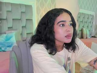 Live cam show with riiby