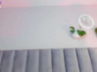 Live cam show with TinaCurly