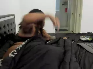 RealLocsofChocolate's Live Sex Cam Show