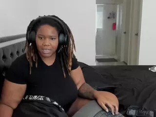 RealLocsofChocolate's Live Sex Cam Show