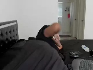 RealLocsofChocolate's Live Sex Cam Show