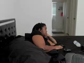 RealLocsofChocolate's Live Sex Cam Show