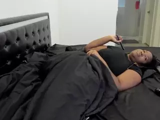 RealLocsofChocolate's Live Sex Cam Show
