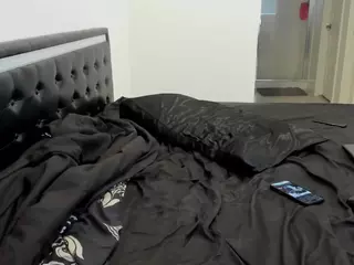 RealLocsofChocolate's Live Sex Cam Show