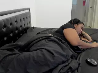 RealLocsofChocolate's Live Sex Cam Show