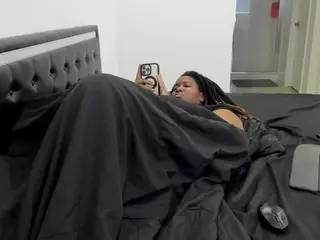 RealLocsofChocolate's Live Sex Cam Show