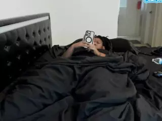 RealLocsofChocolate's Live Sex Cam Show