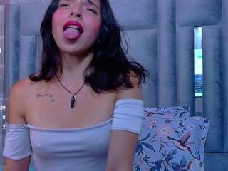 Live cam show with little-aprill
