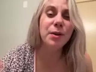 Geminilove6's Live Sex Cam Show